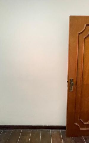 Casa à venda com 180m², 6 quartos e 3 vagas Casa à venda com 180m², 6 quartos e 3 vagasQuarto 4