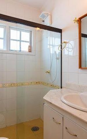 Casa à venda com 450m², 3 quartos e 3 vagas