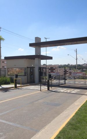 Apartamento para alugar com 45m², 2 quartos e 1 vagaFachada