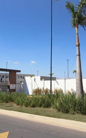 Apartamento para alugar com 45m², 2 quartos e 1 vagaFachada