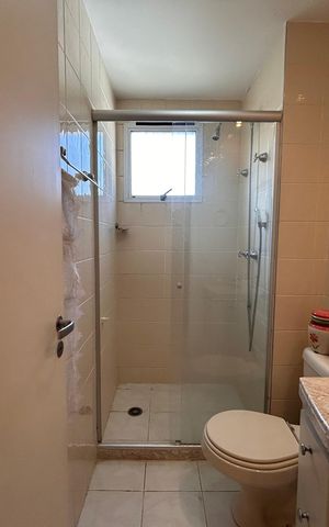 Apartamento para alugar com 93m², 2 quartos e 2 vagas Apartamento para alugar com 93m², 2 quartos e 2 vagasBanheiro da Suíte