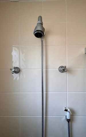 Apartamento para alugar com 93m², 2 quartos e 2 vagas Apartamento para alugar com 93m², 2 quartos e 2 vagasBanheiro da Suíte