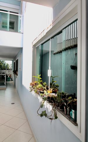 Casa à venda com 302m², 3 quartos e 4 vagas Casa à venda com 302m², 3 quartos e 4 vagasCorredor