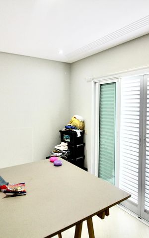 Casa à venda com 302m², 3 quartos e 4 vagas Casa à venda com 302m², 3 quartos e 4 vagasQuarto de serviço