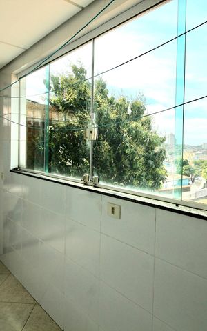 Casa à venda com 302m², 3 quartos e 4 vagas Casa à venda com 302m², 3 quartos e 4 vagasÁrea de serviço