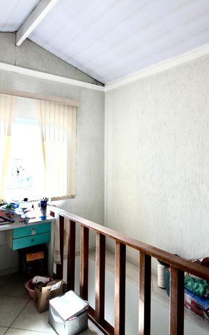 Casa à venda com 302m², 3 quartos e 4 vagas Casa à venda com 302m², 3 quartos e 4 vagasÁrea comum