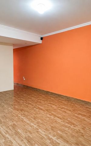 Casa de condomínio para alugar com 133m², 2 quartos e 2 vagasSala