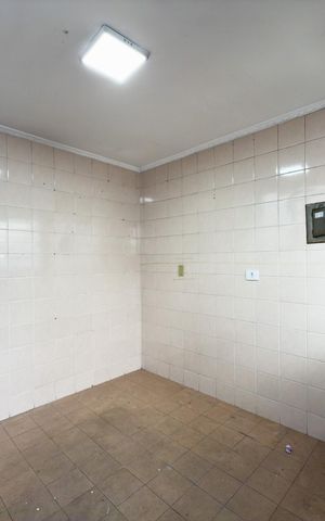 Casa para alugar com 150m², 2 quartos e 5 vagas Casa para alugar com 150m², 2 quartos e 5 vagasEdicola