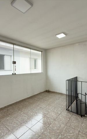 Casa para alugar com 150m², 2 quartos e 5 vagas Casa para alugar com 150m², 2 quartos e 5 vagasEdicola