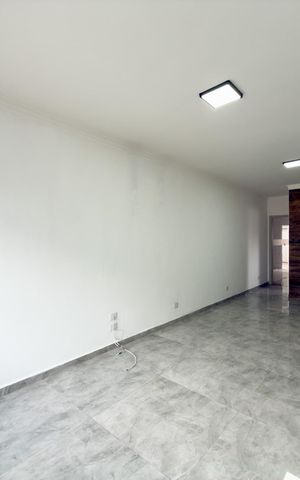 Casa para alugar com 150m², 2 quartos e 5 vagas Casa para alugar com 150m², 2 quartos e 5 vagasSala