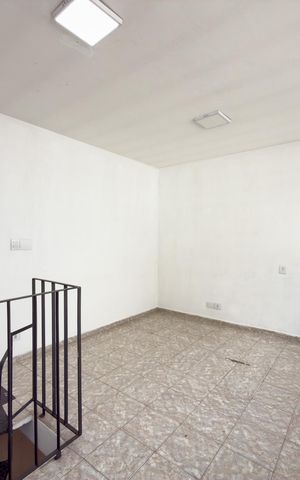 Casa para alugar com 150m², 2 quartos e 5 vagas Casa para alugar com 150m², 2 quartos e 5 vagasEdicola