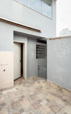 Casa para alugar com 150m², 2 quartos e 5 vagas Casa para alugar com 150m², 2 quartos e 5 vagasQuintal