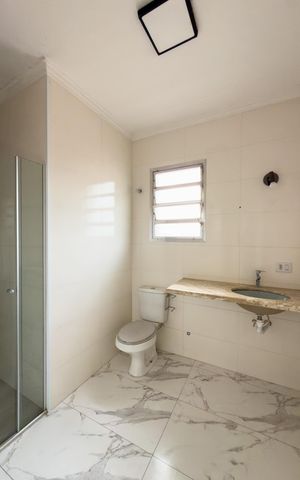 Casa para alugar com 150m², 2 quartos e 5 vagas Casa para alugar com 150m², 2 quartos e 5 vagasBanheiro