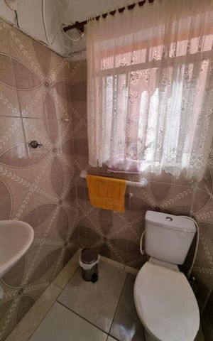 Casa à venda com 149m², 4 quartos e 2 vagas