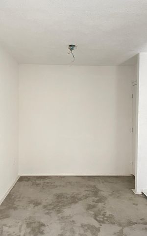 Apartamento à venda com 40m², 2 quartos e sem vaga Apartamento à venda com 40m², 2 quartos e sem vagaSala