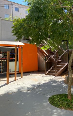 Apartamento à venda com 40m², 2 quartos e sem vaga Apartamento à venda com 40m², 2 quartos e sem vagaÁrea comum - Playground e Mercado