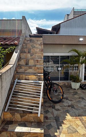 Casa à venda com 150m², 2 quartos e 2 vagasQuintal