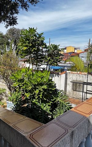 Casa à venda com 150m², 2 quartos e 2 vagasQuintal