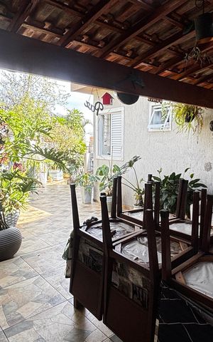 Casa à venda com 150m², 2 quartos e 2 vagasQuintal