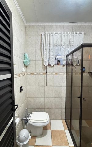 Casa à venda com 150m², 2 quartos e 2 vagasBanheiro