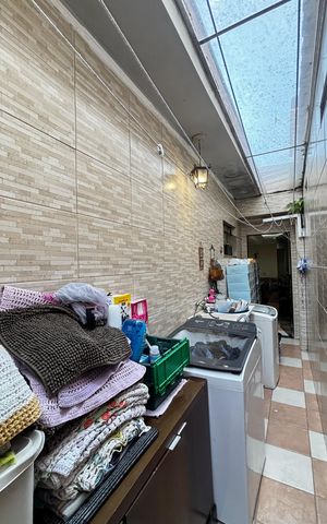 Casa à venda com 150m², 2 quartos e 2 vagasÁrea de Serviço