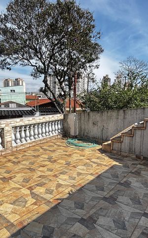 Casa à venda com 150m², 2 quartos e 2 vagasQuintal