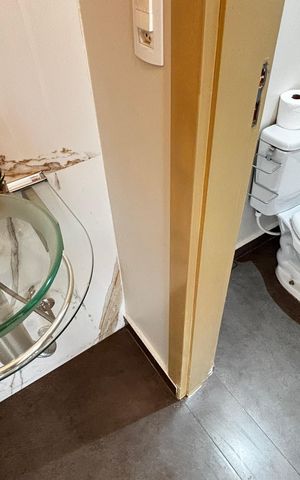 Casa à venda com 150m², 2 quartos e 2 vagasLavabo