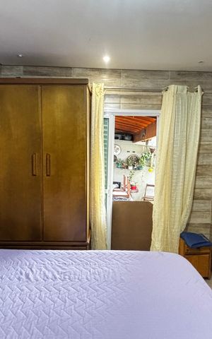 Casa à venda com 150m², 2 quartos e 2 vagasQuarto