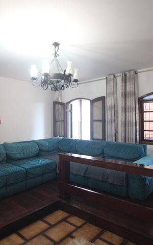 Casa para alugar com 450m², 3 quartos e 5 vagasSala