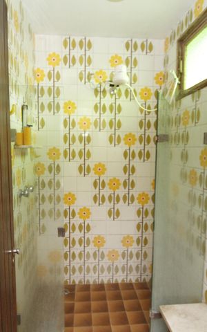 Casa à venda com 454m², 5 quartos e 4 vagasBanheiro social