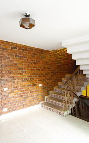 Casa à venda com 454m², 5 quartos e 4 vagasSala 2