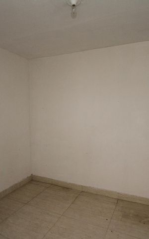 Casa à venda com 454m², 5 quartos e 4 vagasQuarto de serviço