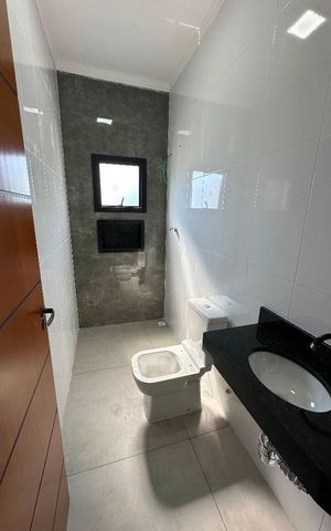 Casa à venda com 167m², 3 quartos e 4 vagas