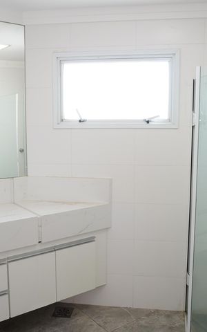 Apartamento para alugar com 156m², 4 quartos e 2 vagasBanheiro 1