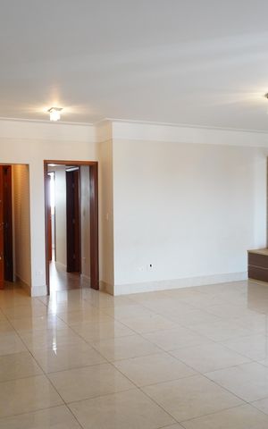 Apartamento para alugar com 156m², 4 quartos e 2 vagasSala