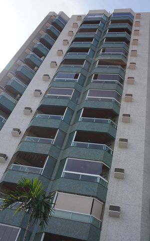 Apartamento para alugar com 156m², 4 quartos e 2 vagasFachada