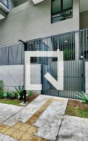 Studio à venda com 35m², 1 quarto e sem vaga Studio à venda com 35m², 1 quarto e sem vagaFachada