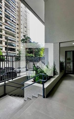 Studio à venda com 35m², 1 quarto e sem vaga Studio à venda com 35m², 1 quarto e sem vagaEntrada