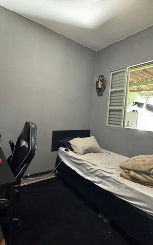 Casa à venda com 150m², 5 quartos e 2 vagas Casa à venda com 150m², 5 quartos e 2 vagasQuarto 2 - Casa 01