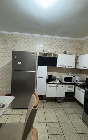 Casa à venda com 150m², 5 quartos e 2 vagas Casa à venda com 150m², 5 quartos e 2 vagasCozinha - Casa 01