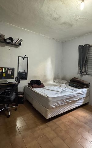 Casa à venda com 150m², 5 quartos e 2 vagas Casa à venda com 150m², 5 quartos e 2 vagasQuarto 1 - Casa 01