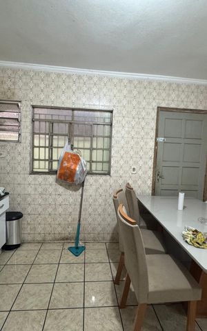 Casa à venda com 150m², 5 quartos e 2 vagas Casa à venda com 150m², 5 quartos e 2 vagasCozinha - Casa 01