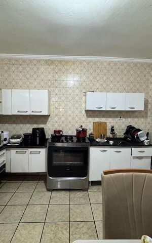 Casa à venda com 150m², 5 quartos e 2 vagas Casa à venda com 150m², 5 quartos e 2 vagasCozinha - Casa 01
