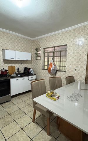 Casa à venda com 150m², 5 quartos e 2 vagas Casa à venda com 150m², 5 quartos e 2 vagasCozinha - Casa 01