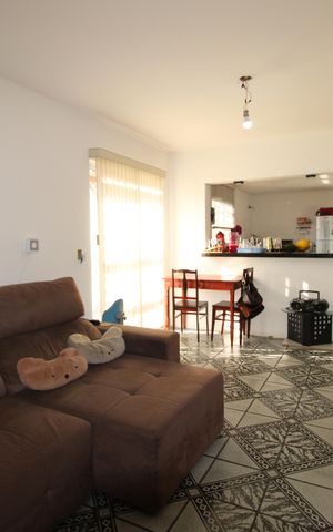Casa à venda com 150m², 5 quartos e 3 vagasSala