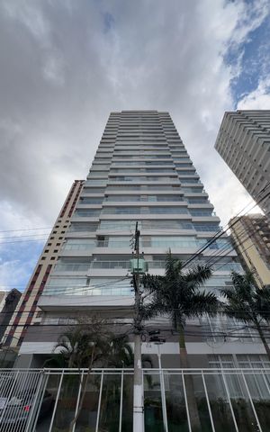 Apartamento à venda com 137m², 3 quartos e 2 vagas Apartamento à venda com 137m², 3 quartos e 2 vagasFachada + Plaquinha