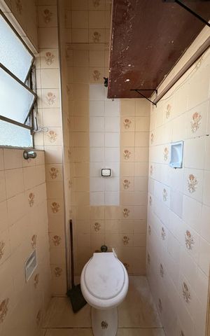 Apartamento à venda com 50m², 1 quarto e sem vaga Apartamento à venda com 50m², 1 quarto e sem vagaBanheiro de serviço