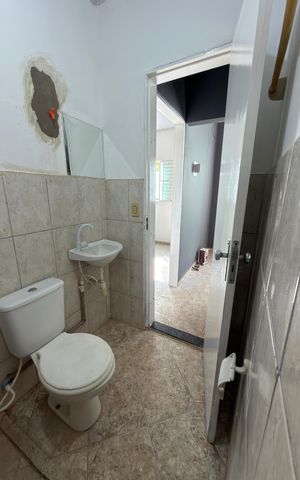 Apartamento à venda com 360m², 1 quarto e 1 vaga Apartamento à venda com 360m², 1 quarto e 1 vagaBanheiro
