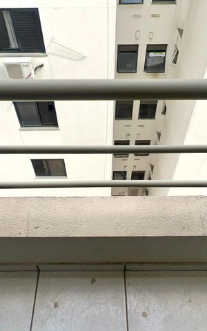Apartamento para alugar com 36m², 1 quarto e 1 vaga Apartamento para alugar com 36m², 1 quarto e 1 vagaVaranda