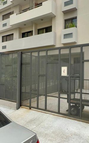 Apartamento para alugar com 36m², 1 quarto e 1 vaga Apartamento para alugar com 36m², 1 quarto e 1 vagaFachada